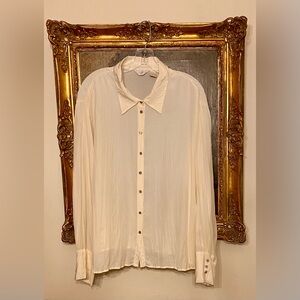 J Jill 100% Silk Classic Top w Mother of Pearl Buttons